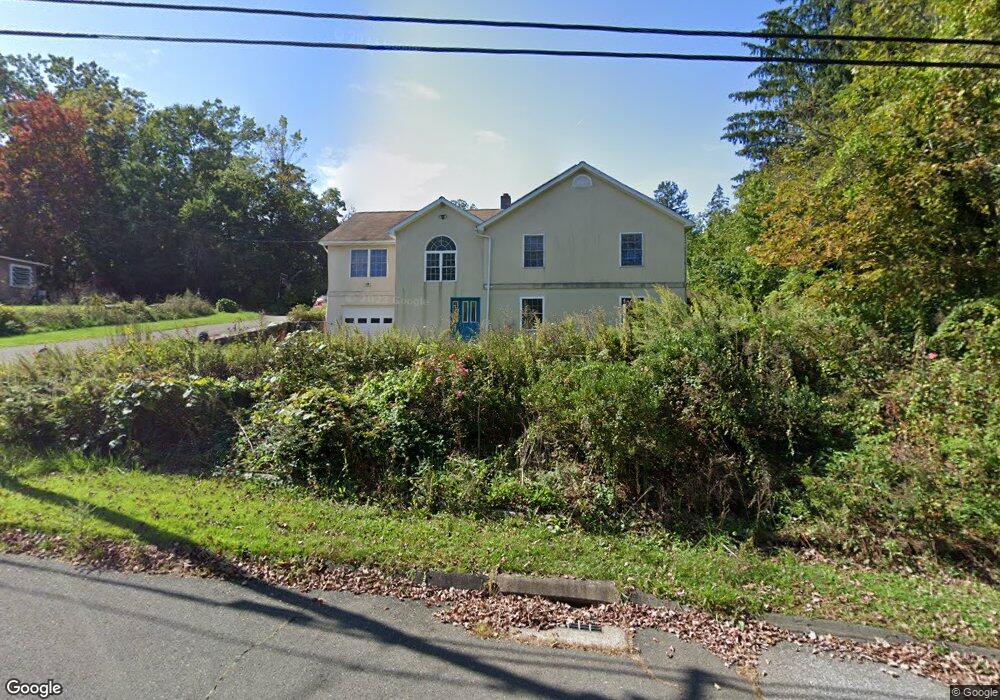 25 Joy Rd, Middlebury, CT 06762 - photo 1