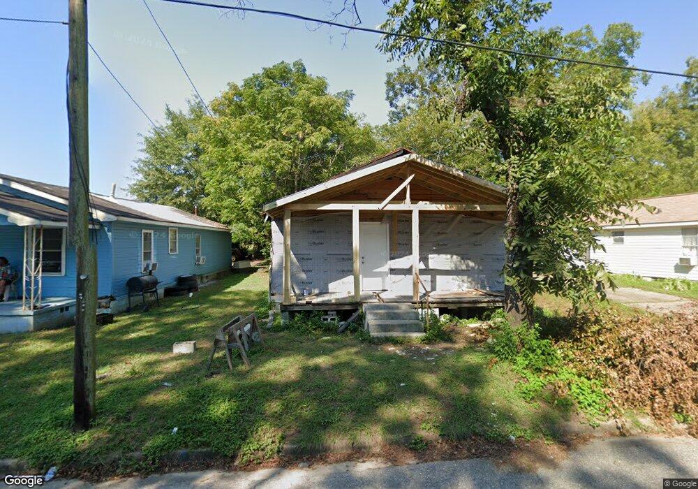 703 Shirley St, Dothan, AL 36303 - photo 1