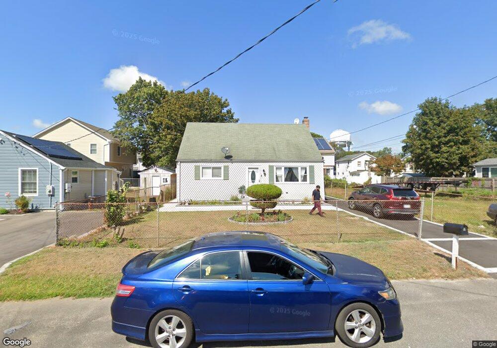 117 43rd St, Copiague, NY 11726 - photo 1