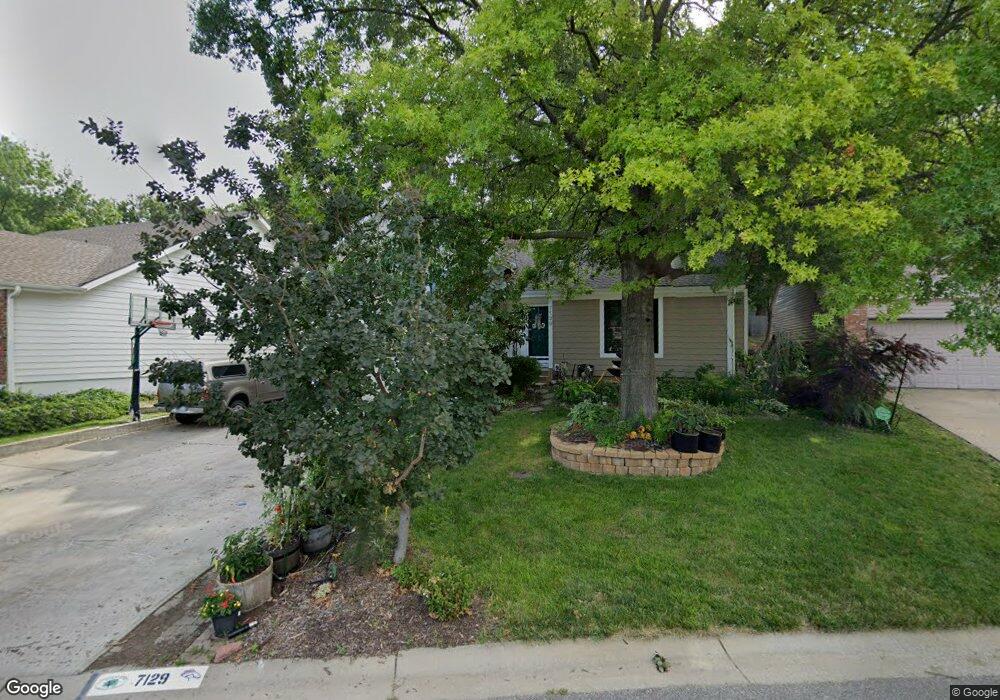 7129 Park St, Shawnee, KS 66216 - photo 1