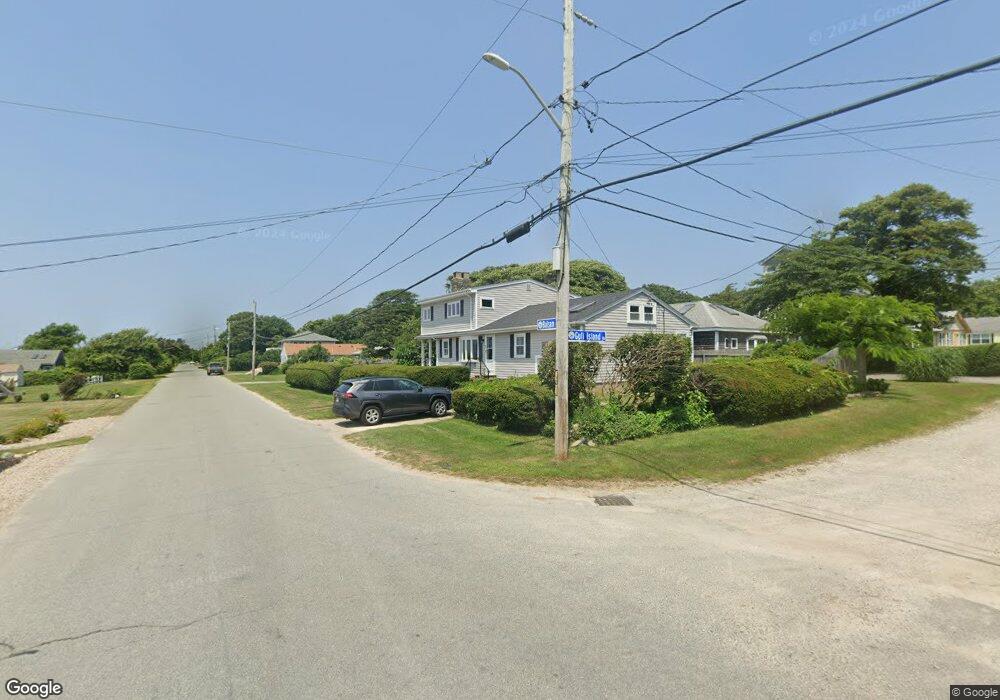 2 Gull Island Rd, Fairhaven, MA 02719 - photo 1