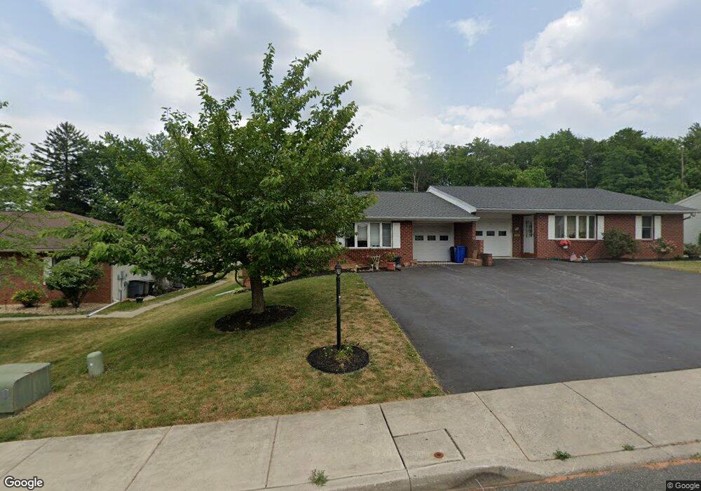 405 Oak St, Emmaus, PA 18049 - photo 1