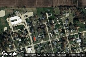 419 N Cedar St, Windsor, IL 61957