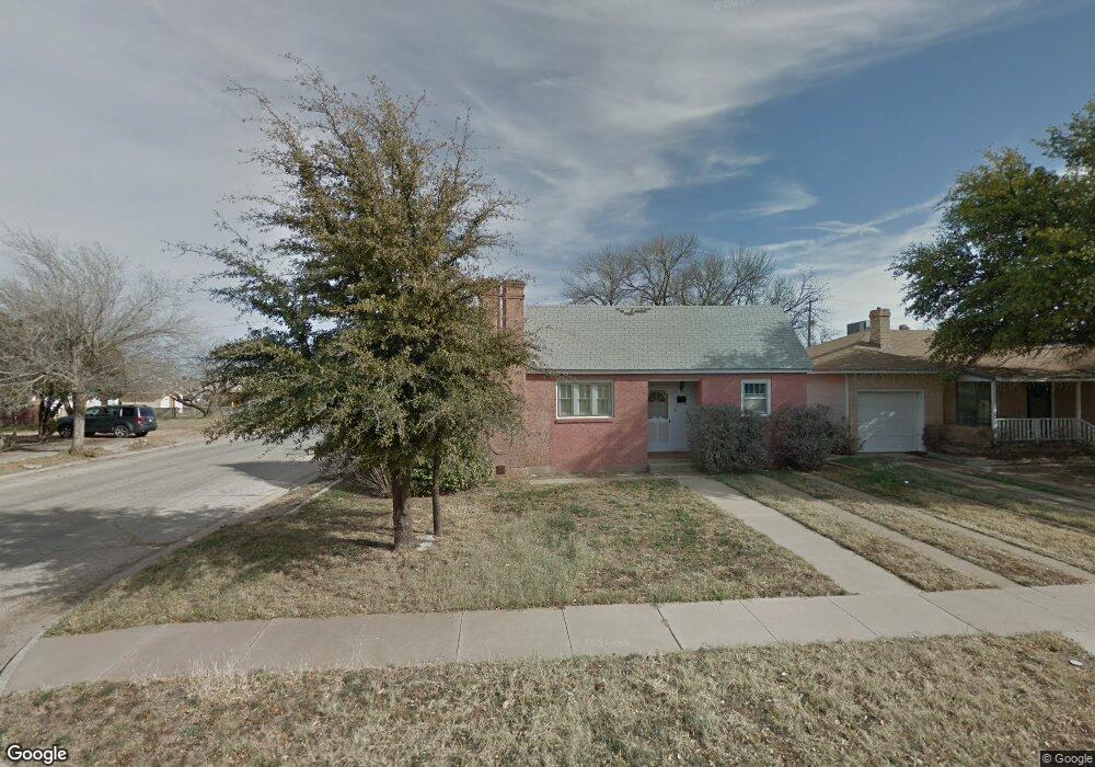 1301 Runnels St, Big Spring, TX 79720 - photo 1