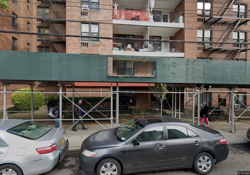 3825 Parsons Blvd unit 4H, Flushing, NY 11354 - photo 1