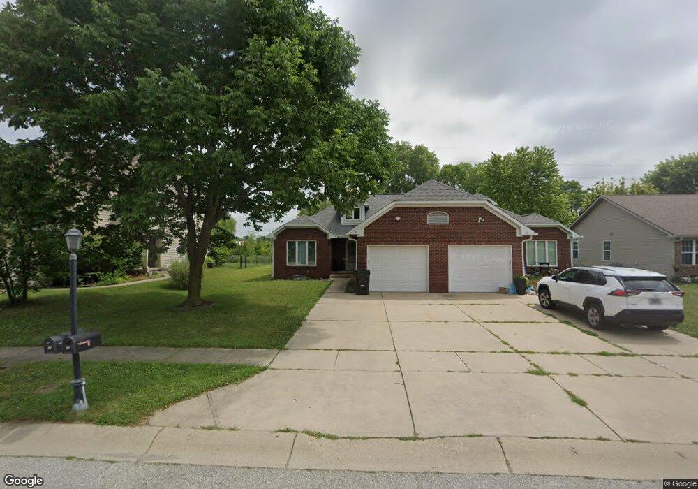 11 Grassyway Ct, Whiteland, IN 46184 - photo 1