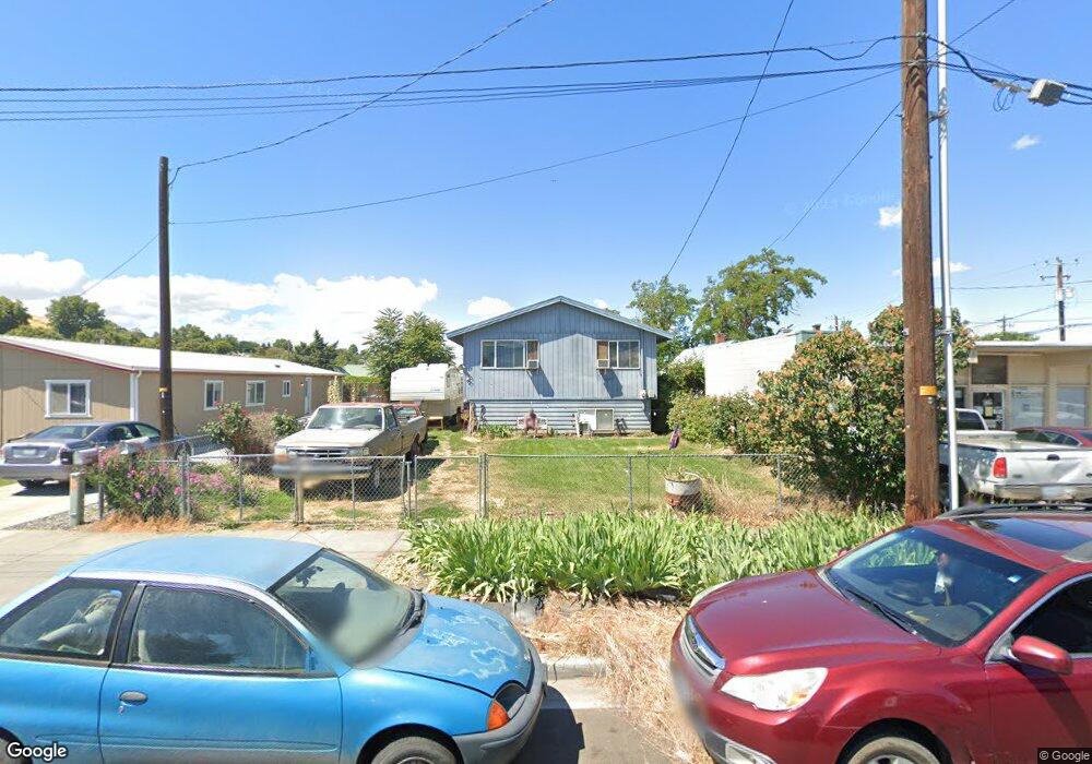 423 SW 5th St, Pendleton, OR 97801 - photo 1