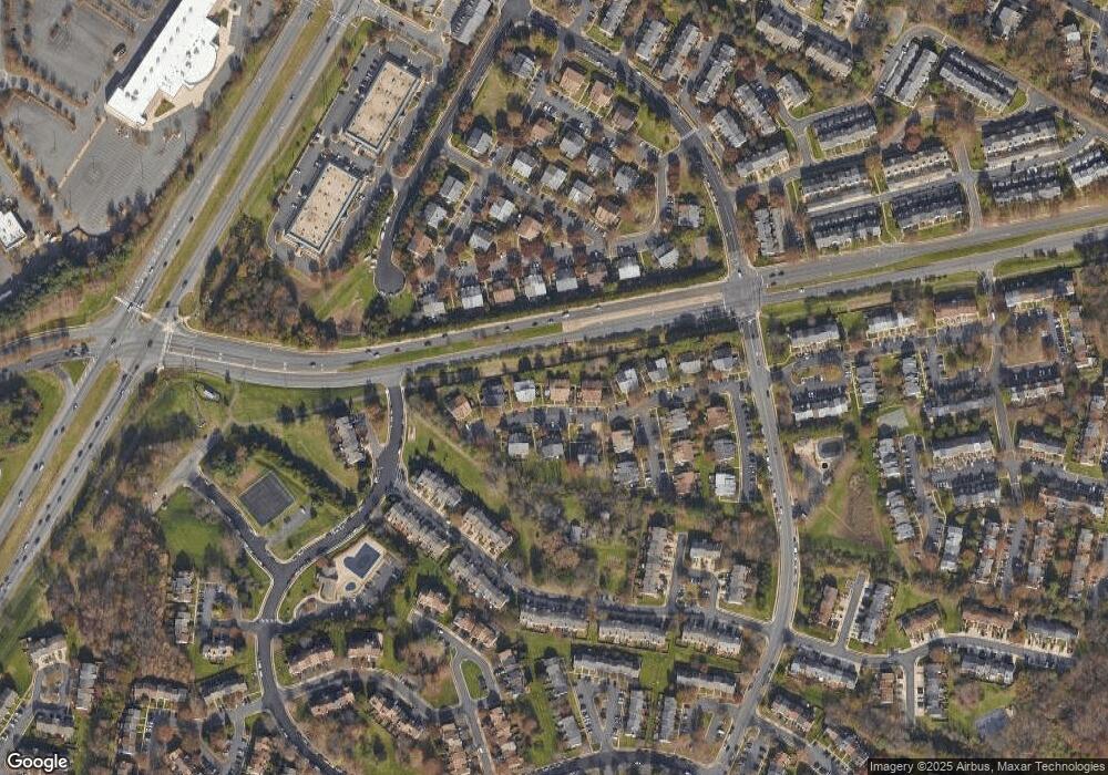 14018A Grumble Jones Ct, Centreville, VA 20121 - photo 1