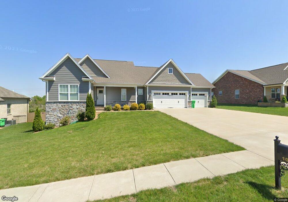 1026 Catalpa Dr, Georgetown, IN 47122 - photo 1