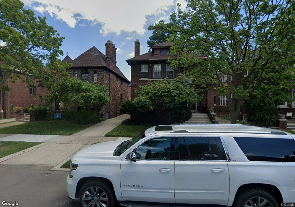 1348 Somerset Ave, Grosse Pointe Park, MI 48230 - photo 1