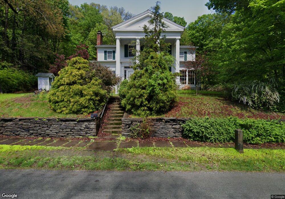 529 Hudson St, Hawley, PA 18428 - photo 1