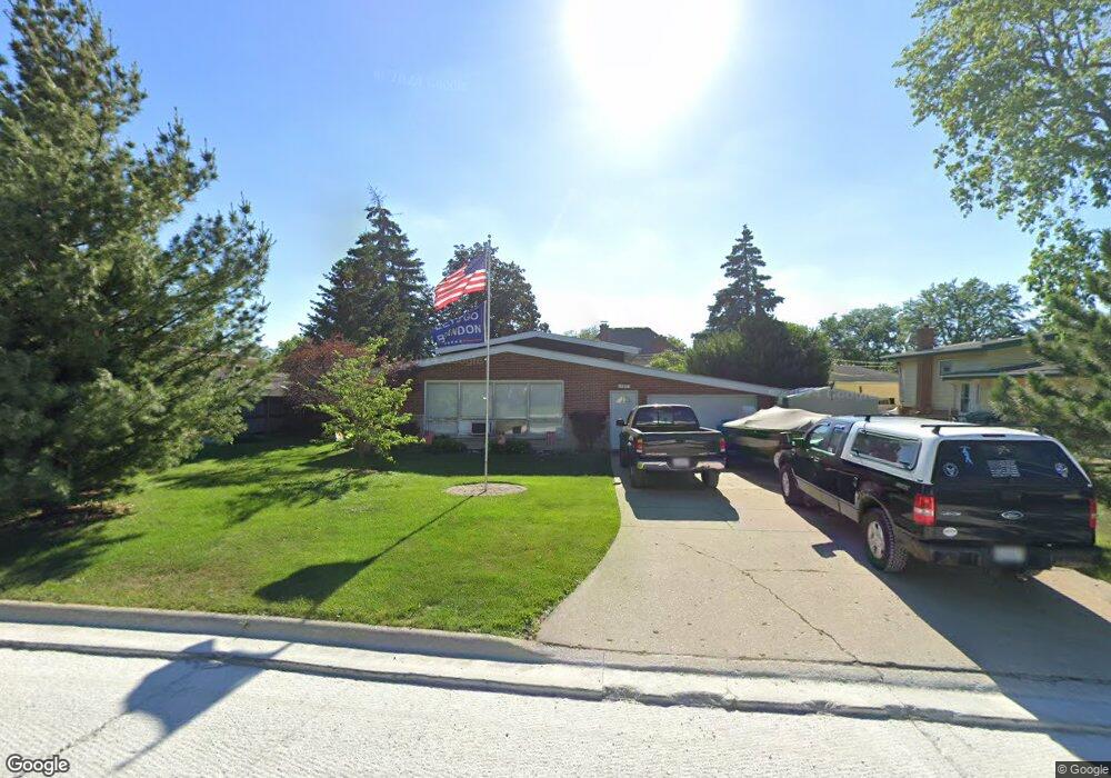 780 N Willow Rd, Elmhurst, IL 60126 - photo 1