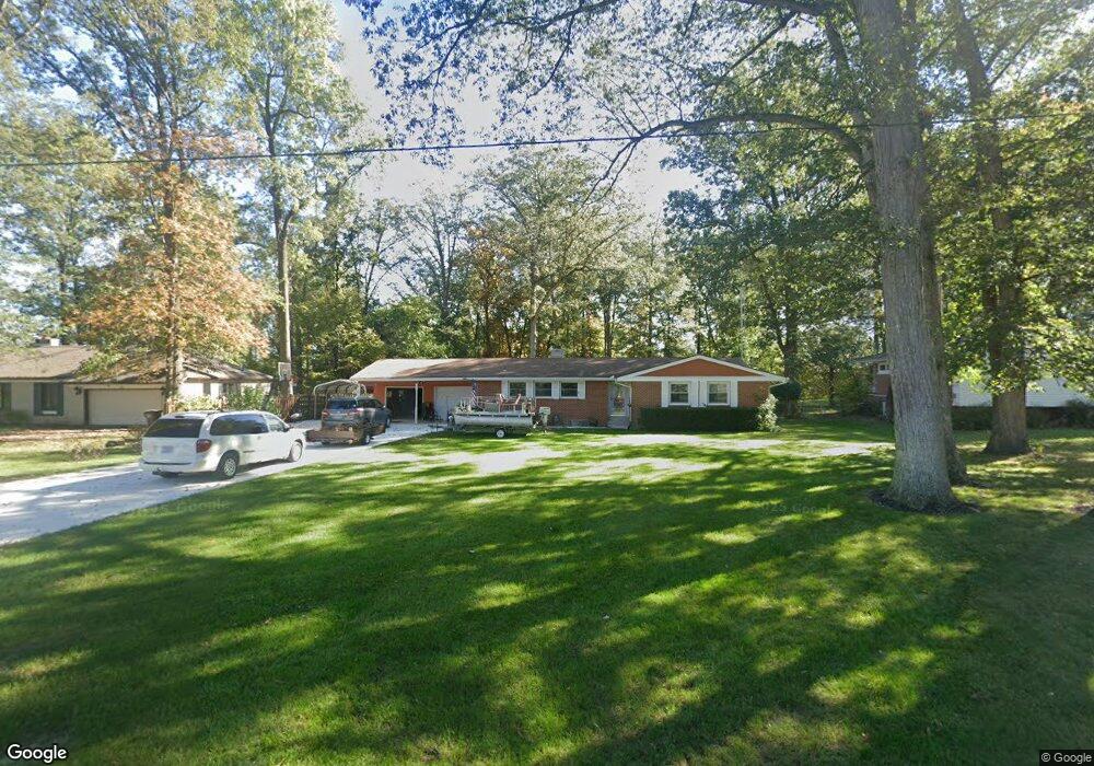 1903 Lorain Dr, Lima, OH 45805 - photo 1