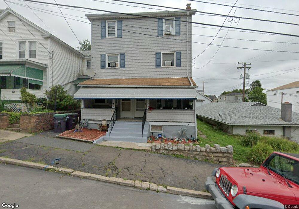547 Carson St, Hazleton, PA 18201 - photo 1
