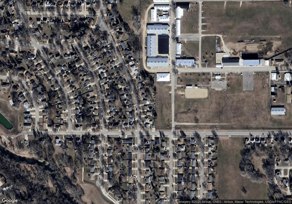 811 17th St SW, Austin, MN 55912 - photo 1