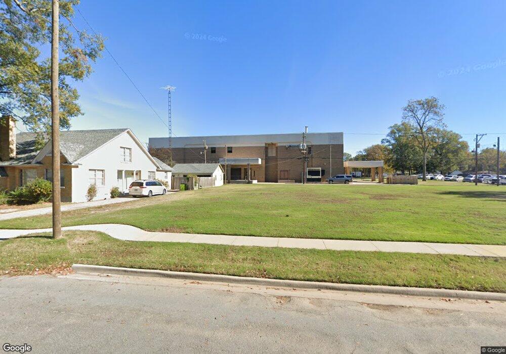 803 S Maple St, Stuttgart, AR 72160 - photo 1