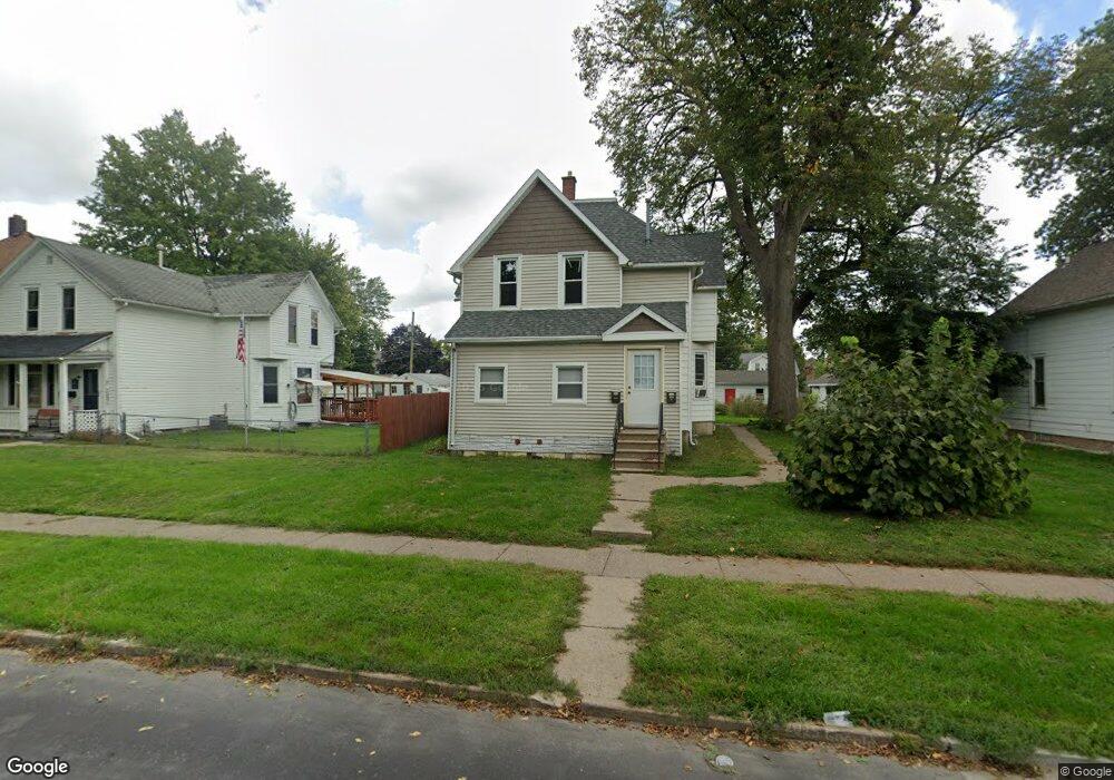 1128 W 14th St, Davenport, IL 52804 - photo 1