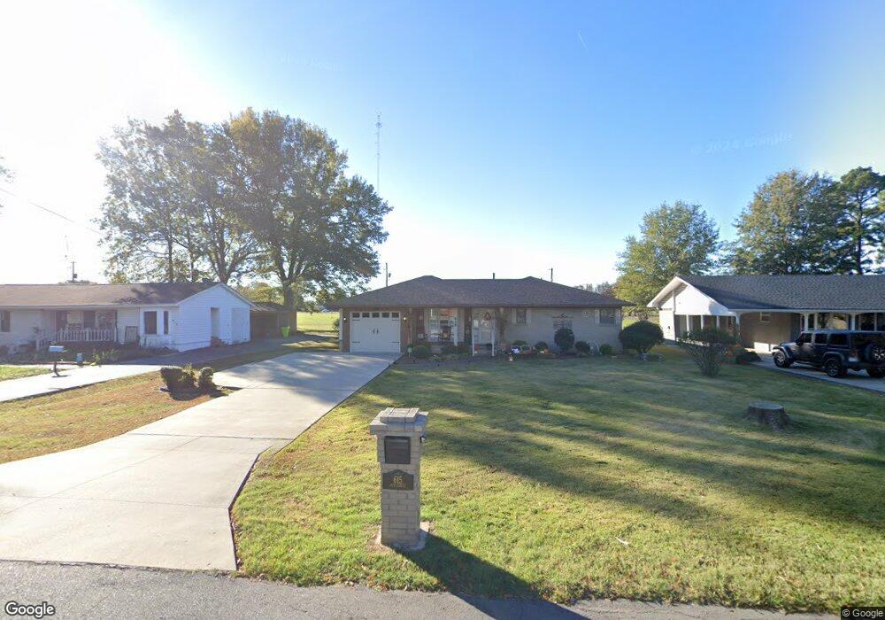 615 W 18th St, Stuttgart, AR 72160 - photo 1