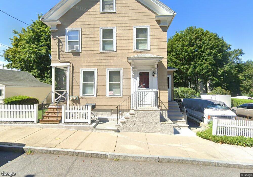 27 Mount Pleasant St, Woburn, MA 01801 - photo 1