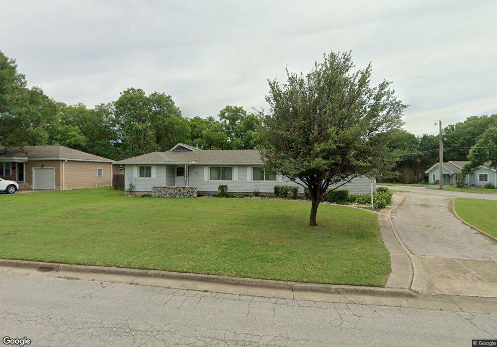 732 10th Ave NW, Ardmore, OK 73401 - photo 1