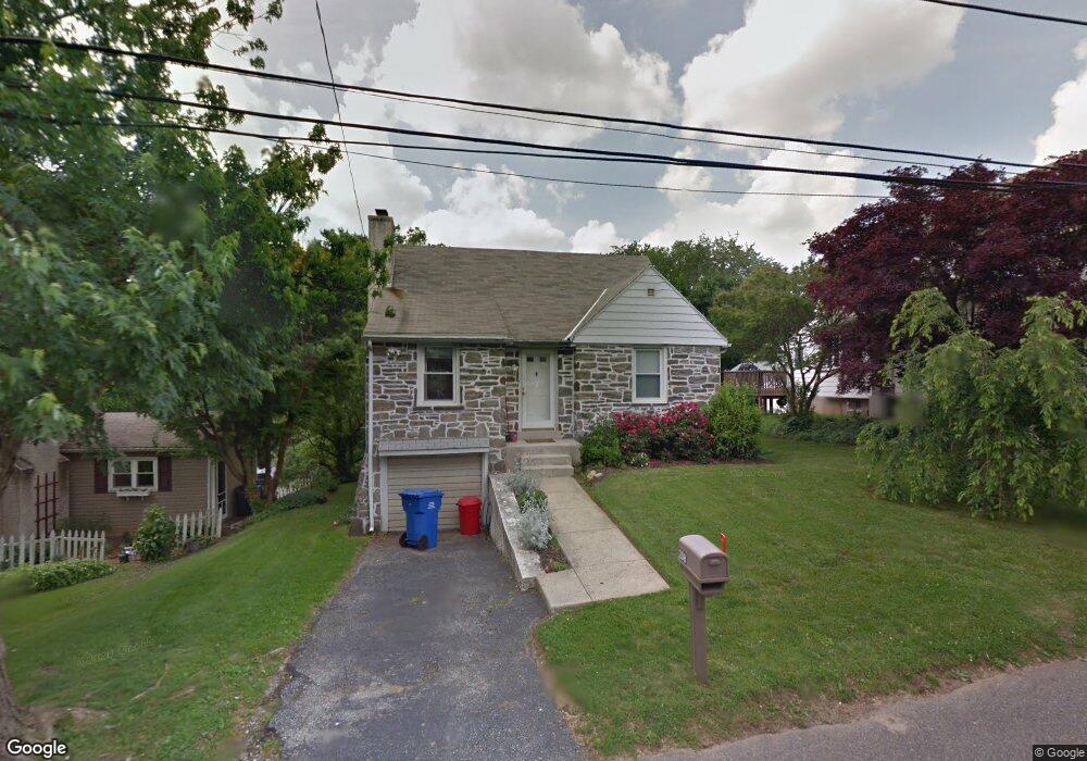 208 Harrison Rd, Brookhaven, PA 19015 - photo 1