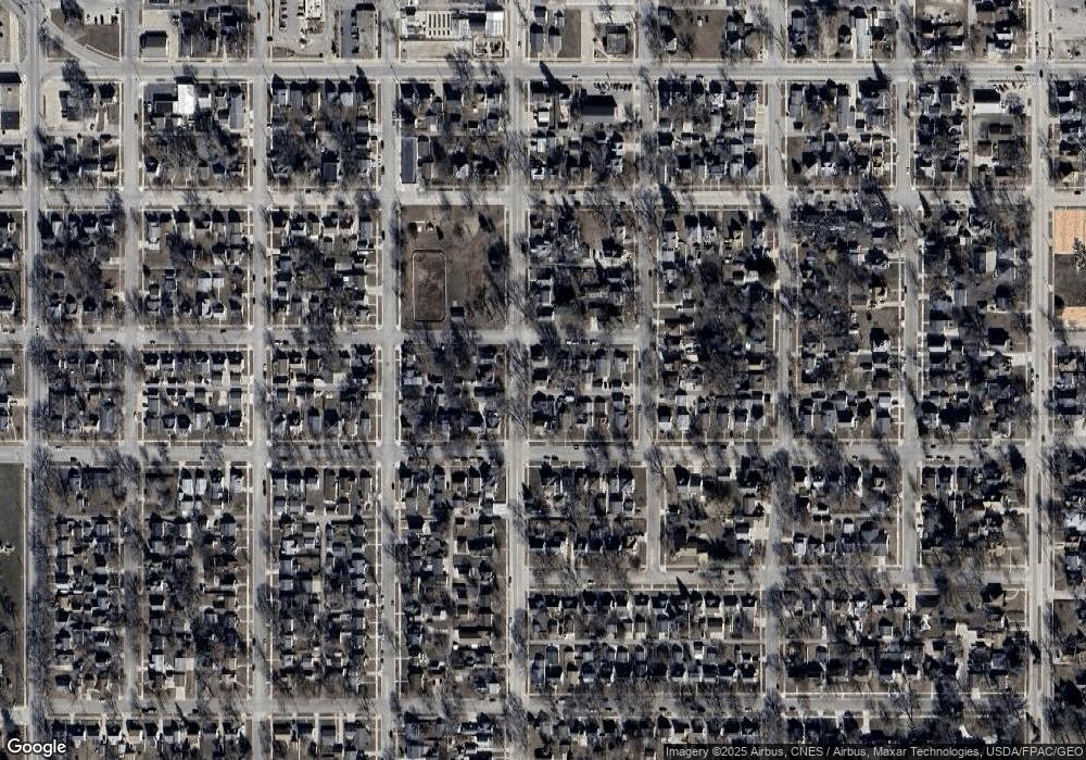 403 8th St SW, Austin, MN 55912 - photo 1