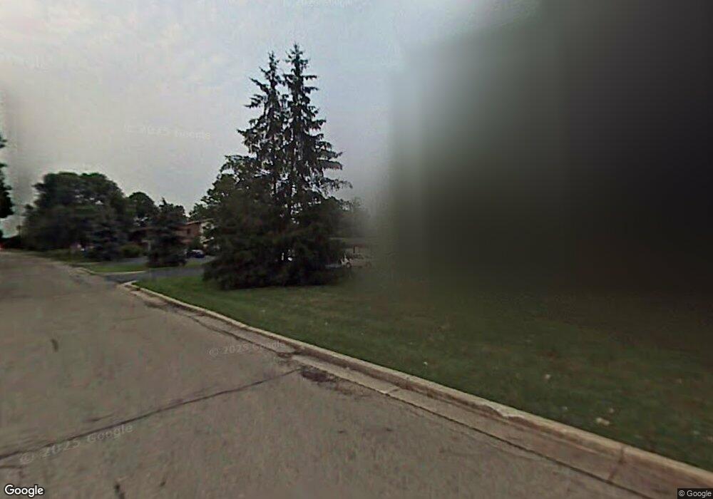 1662 S Carriage Ln unit I5, New Berlin, WI 53151 - photo 1