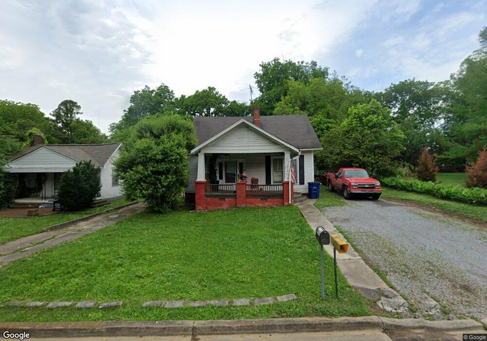 210 Walnut St, Shelbyville, TN 37160 - photo 1