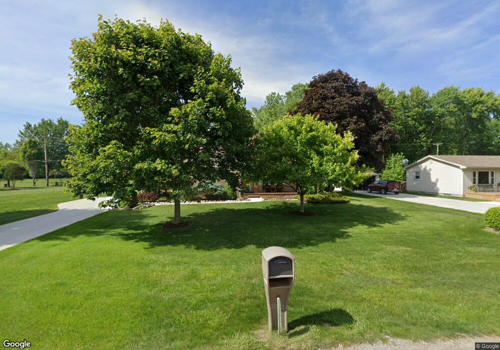 2072 Maplecrest Dr, Carleton, MI 48117 - photo 1