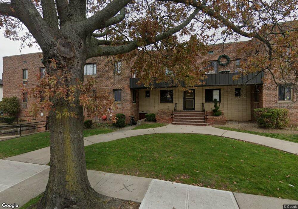 202 Washington Ave unit D1, Cedarhurst, NY 11516 - photo 1