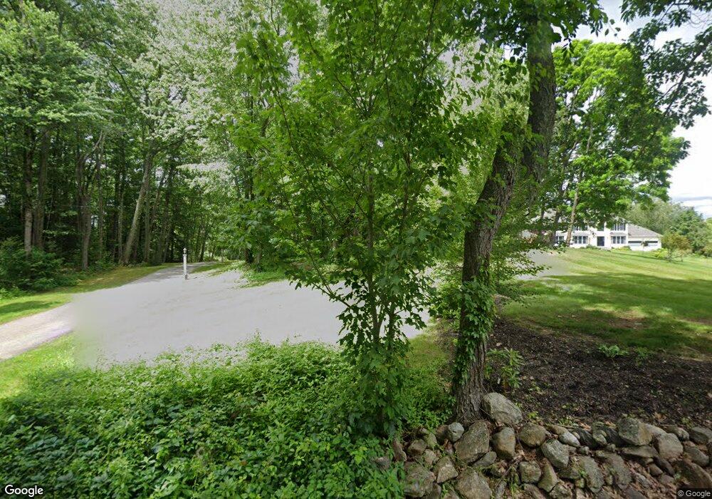 135 Addison Rd, Goffstown, NH 03045 - photo 1