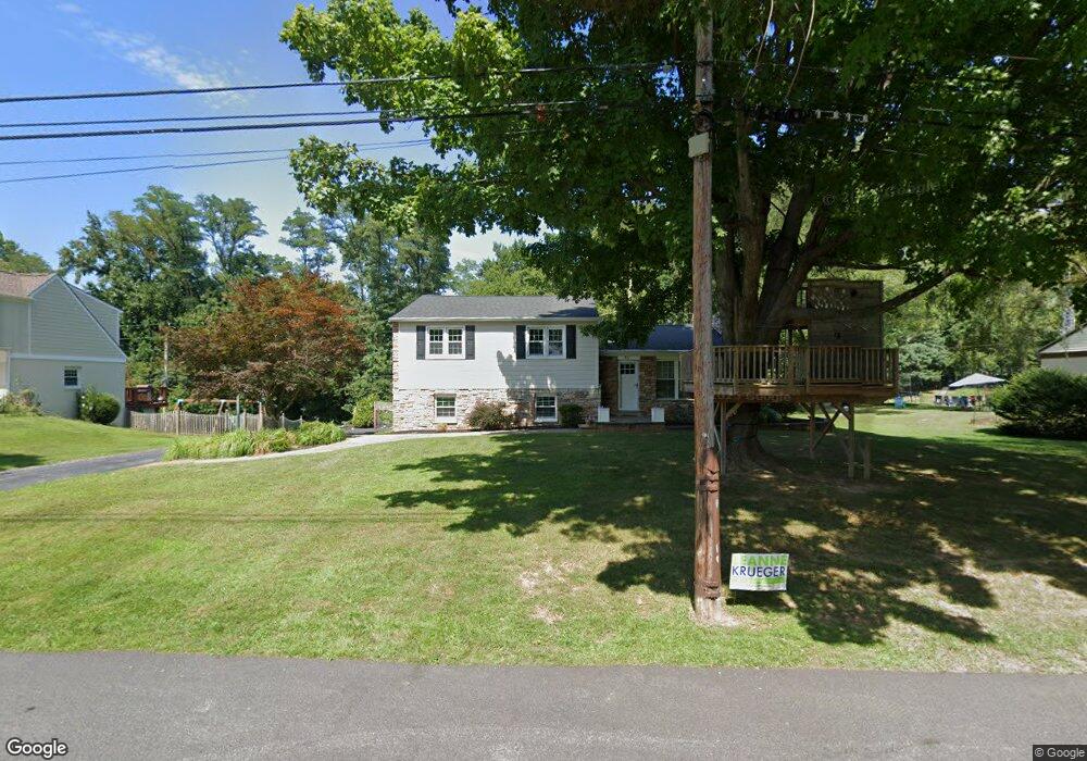 871 Parkridge Dr, Media, PA 19063 - photo 1