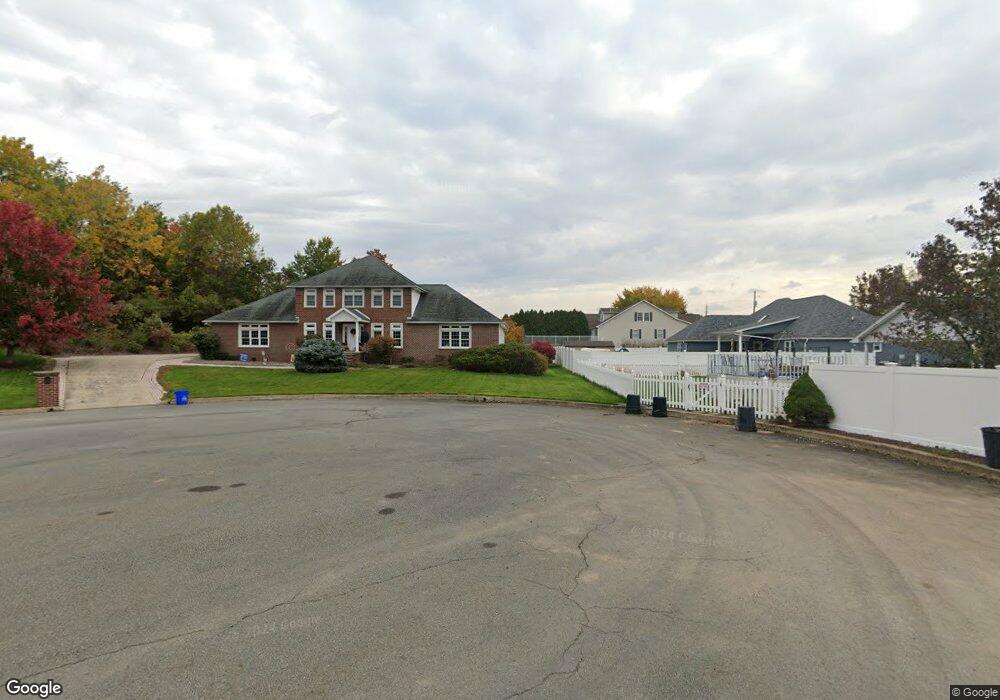 710 Elm Close, Olyphant, PA 18447 - photo 1