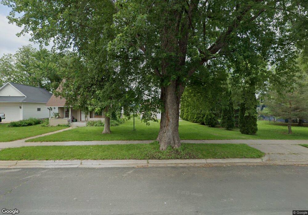 696 W 2nd St, Zumbrota, MN 55992 - photo 1