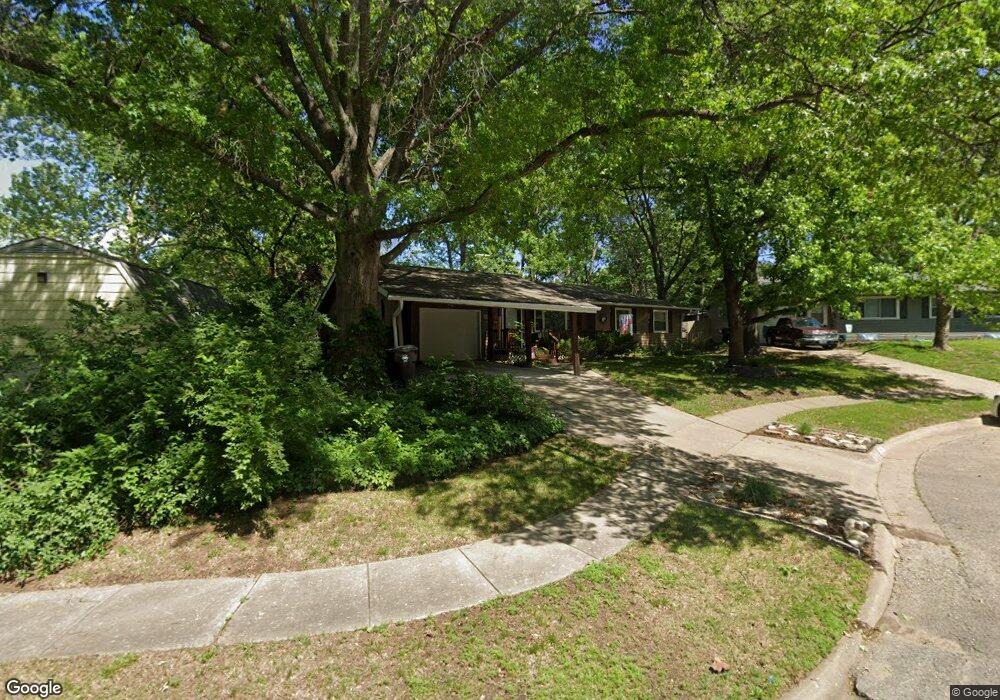 2908 SW Sunnymede Ct, Topeka, KS 66611 - photo 1