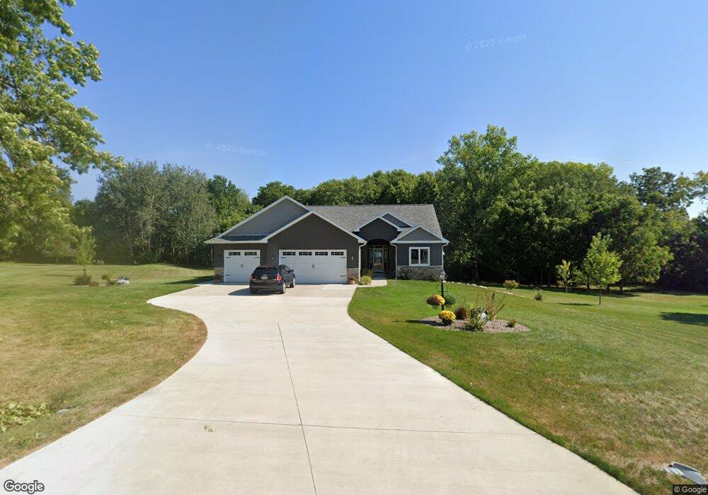 3923 Wilnor Dr, Oregon, WI 53575 - photo 1
