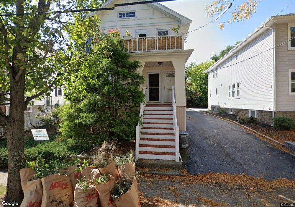 18 Lakehill Ave unit 18 Hamilton Rd 301, Arlington, MA 02474 - photo 1