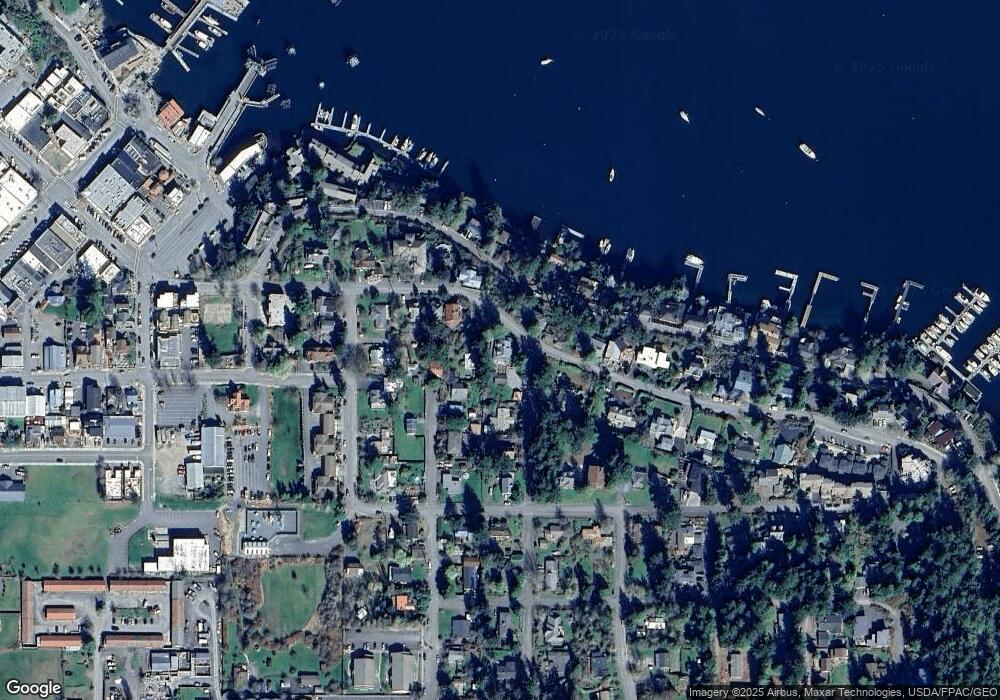 285 Geneste St, Friday Harbor, WA 98250 - photo 1