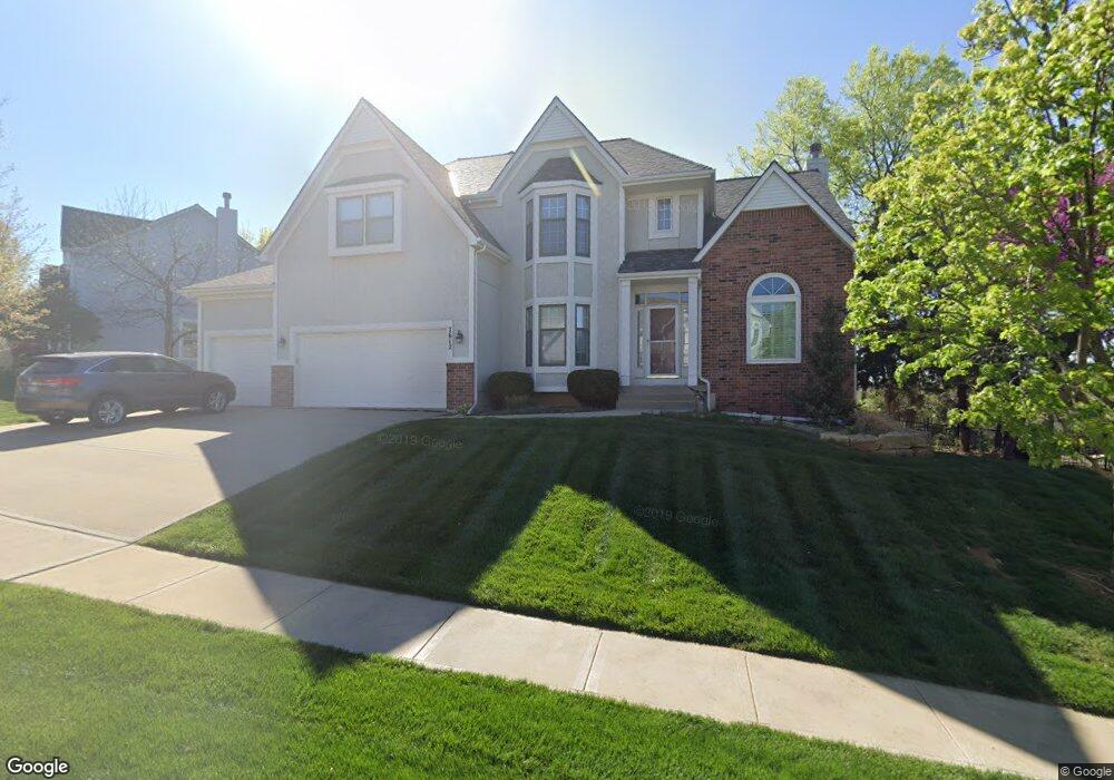 7612 Legler St, Shawnee, KS 66217 - photo 1