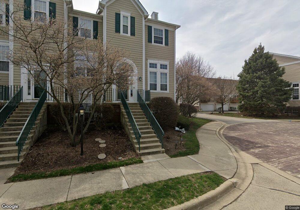 2426 Courtyard Cir unit 5, Aurora, IL 60506 - photo 1