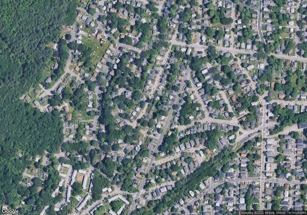 90 Hawthorne Rd, Waltham, MA 02451 - photo 1