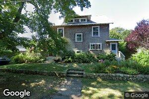 28 High St, Woods Hole, MA 02543