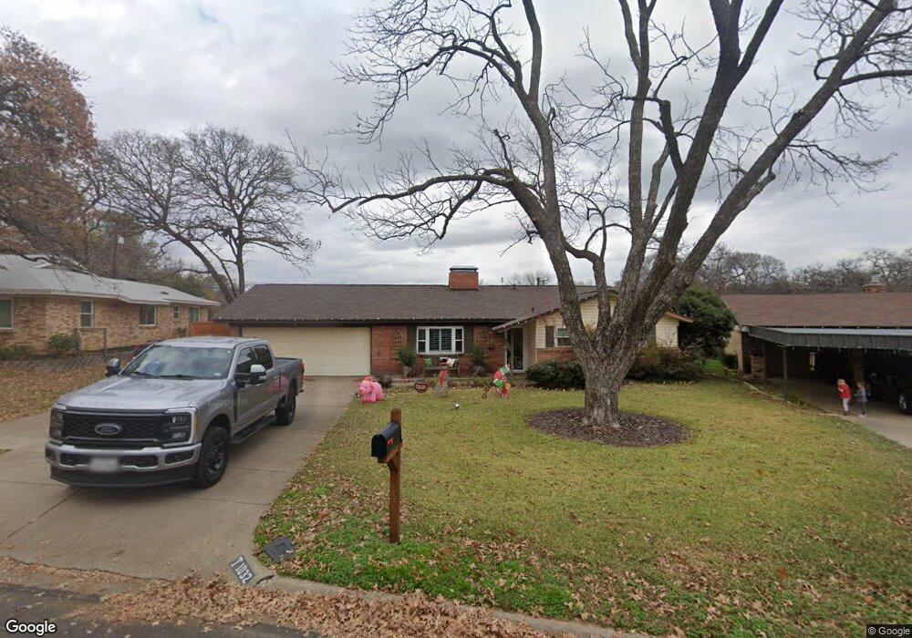 1032 Barbara Ann Dr, Hurst, TX 76053 - photo 1