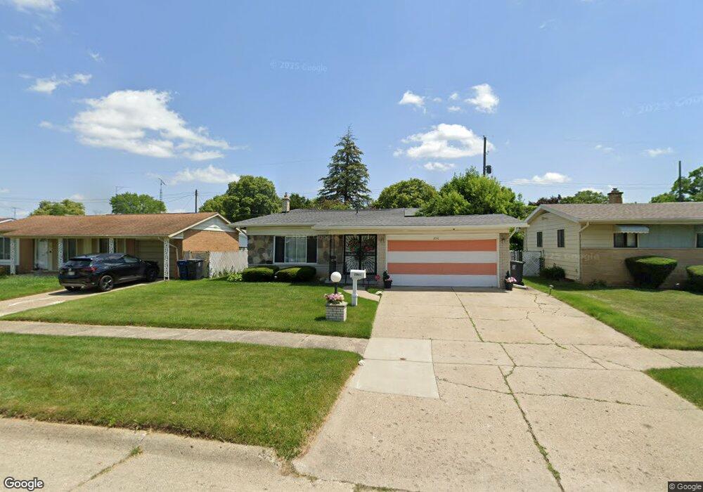 2041 Barks St, Flint, MI 48503 - photo 1
