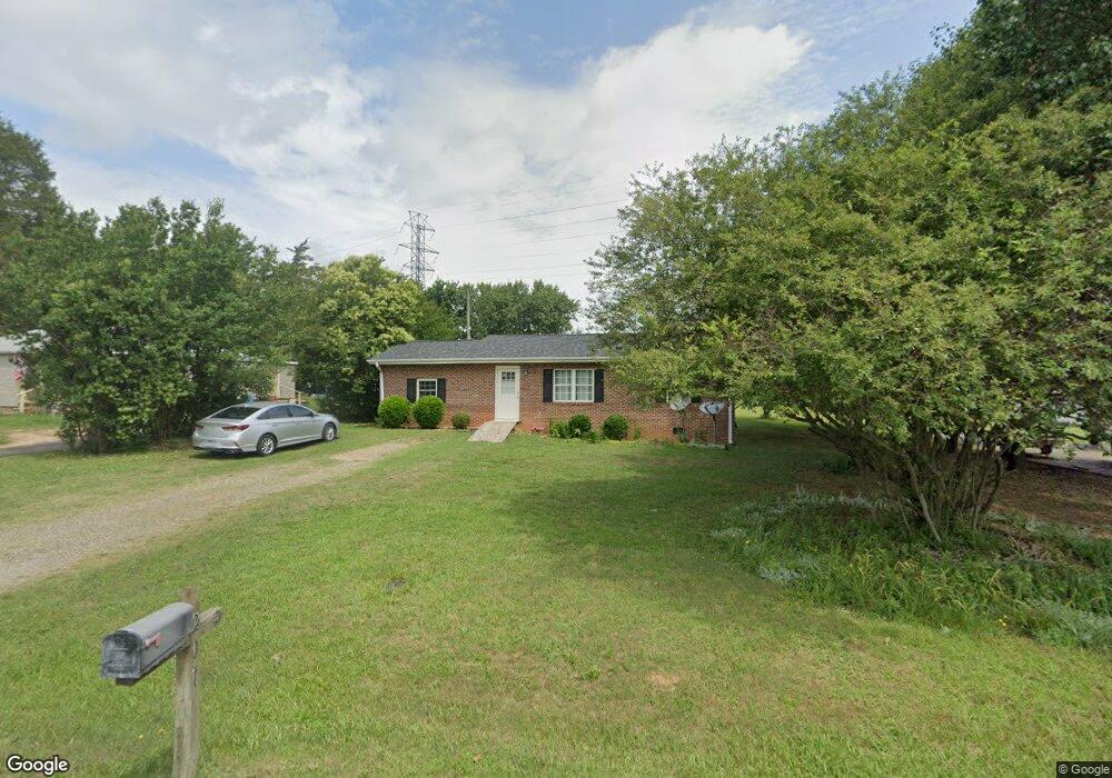 207 Whites Mill Rd, Statesville, NC 28677 - photo 1