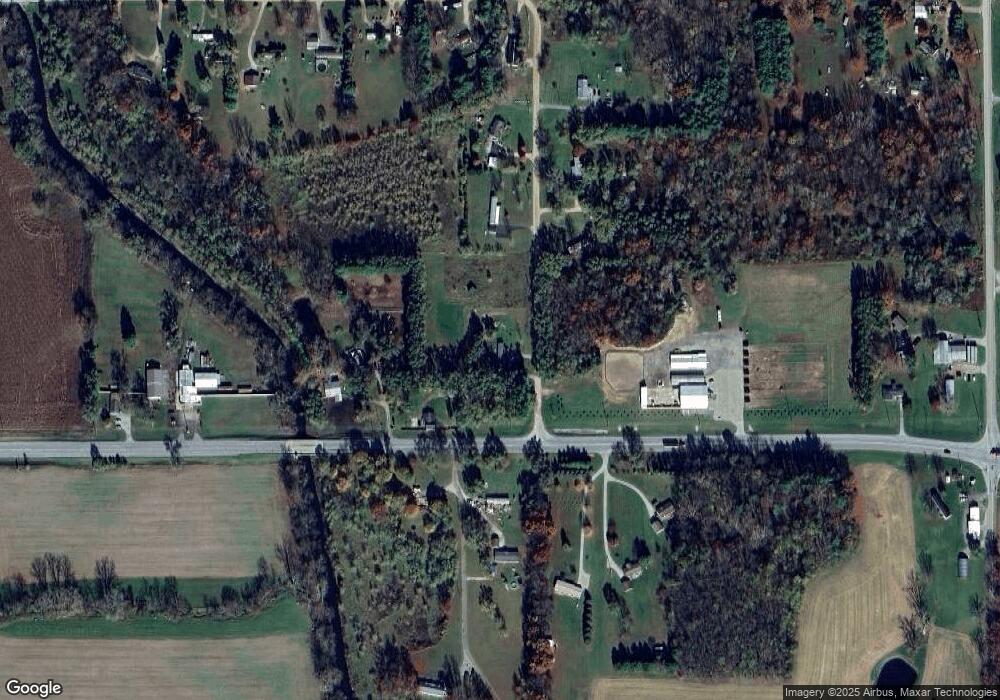 445 S 620 W, Angola, IN 46703 - photo 1