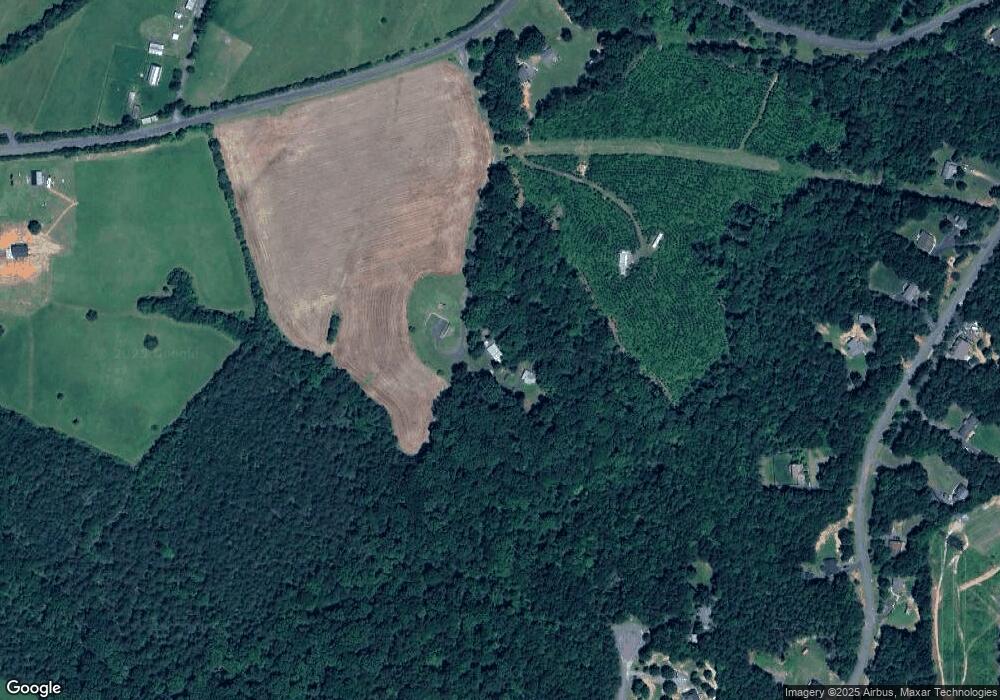 33724 Indiantown Rd, Locust Grove, VA 22508 - photo 1