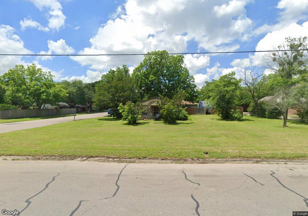 1101 Grand Ave, Cleburne, TX 76033 - photo 1