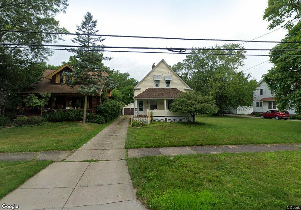 5220 Anthony St, Maple Heights, OH 44137 - photo 1