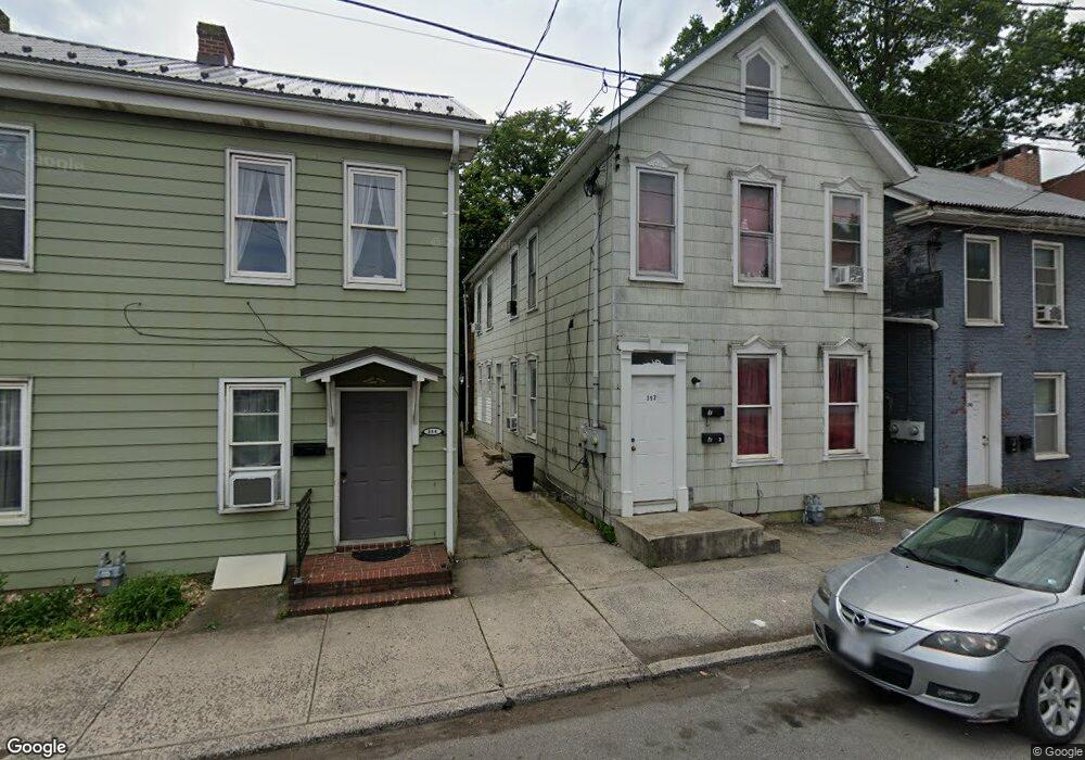 392 E Queen St unit 1, Chambersburg, PA 17201 - photo 1